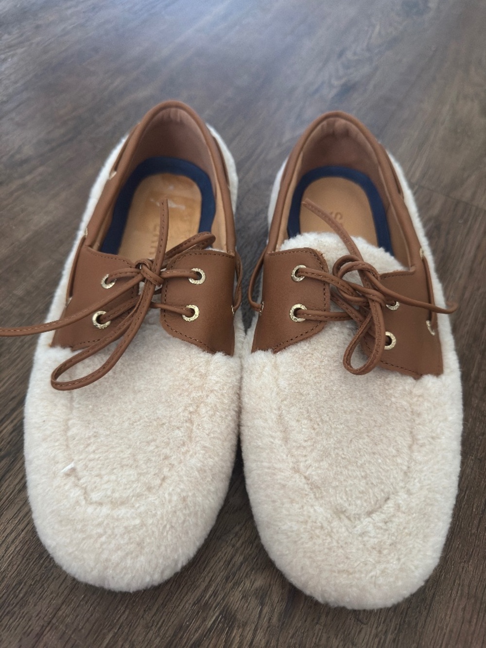 Sperry Women's Cream Faux-Sherpa Moccasin with Tan Trim NWOT